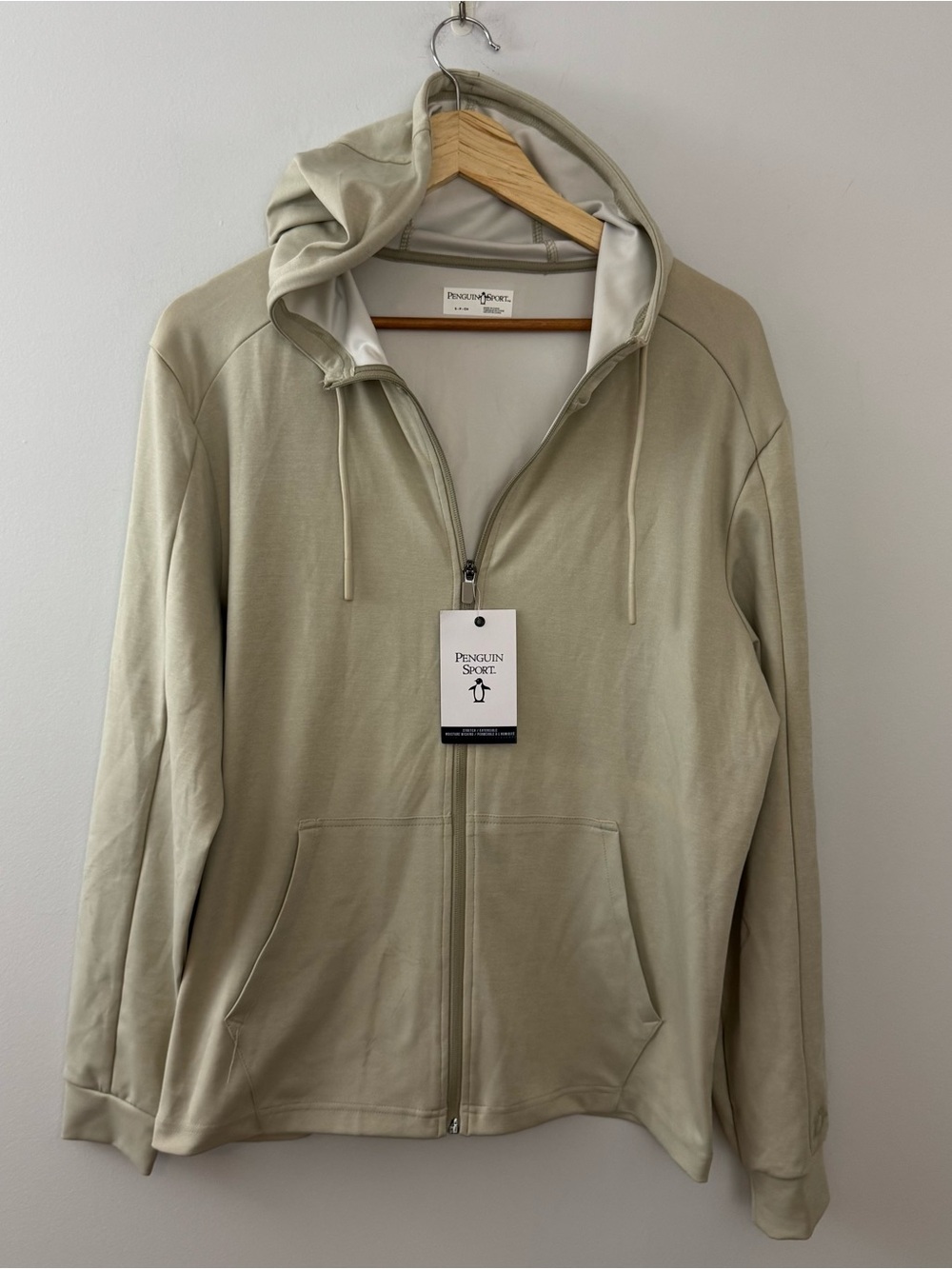 Penguin Sport Men’s Jacket size S NWT!!